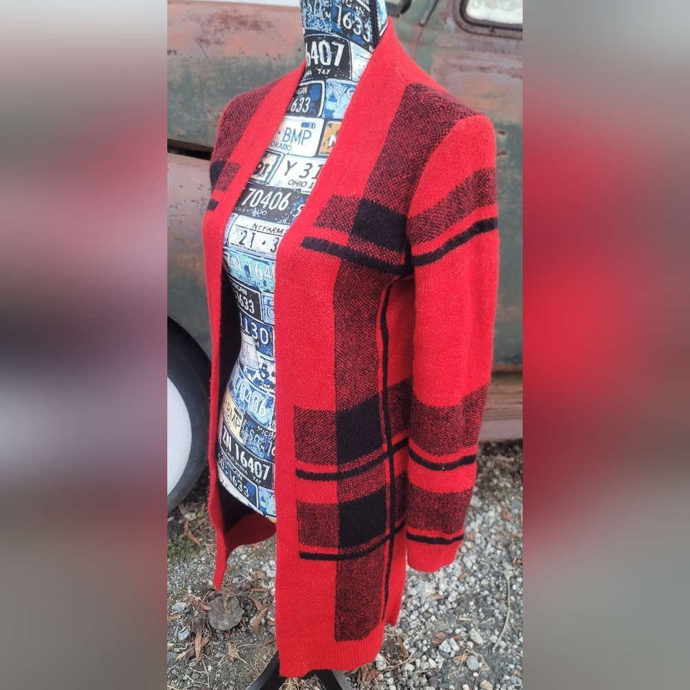 Old Navy Red and Black Knit Cardigan - Picture 7 of 12